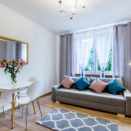 Clicktheflat Avenue Place Apart Rooms Warsaw Exterior photo